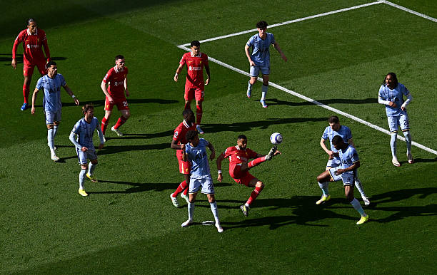 2021年欧冠决赛：曼城与切尔西的巅峰对决