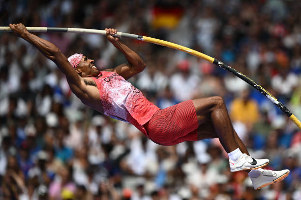 从青涩到成熟：爱情长跑的点点滴滴