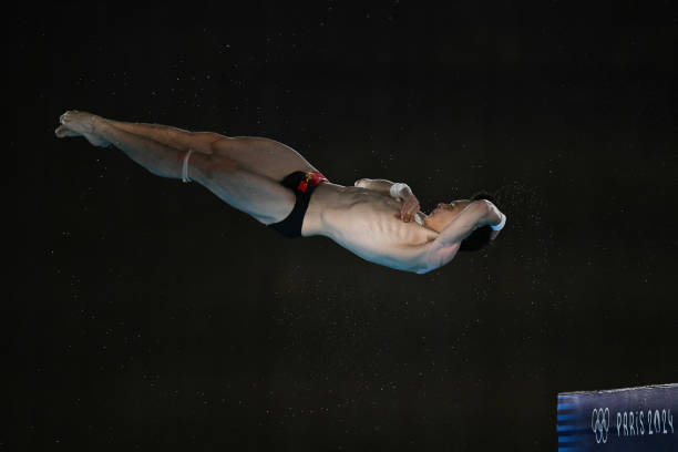 宁泽涛身高对比其他游泳名将：谁更具体型优势？