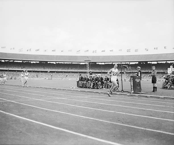 郭晶晶与妈妈合照,网友:这相似度让人惊叹