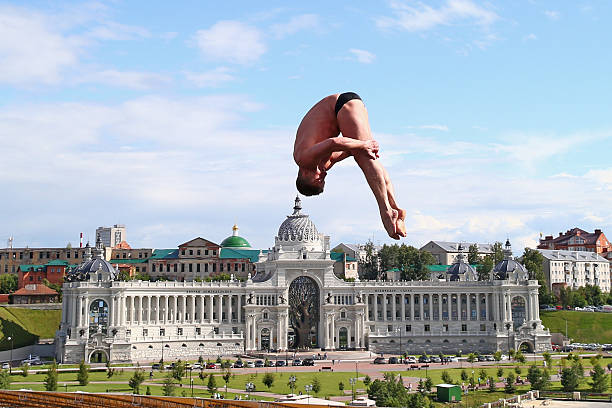 护具在短角球中的必要性：防止高速击球带来的风险