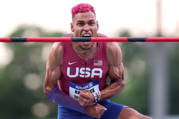 短跑鞋品牌新趋势：环保材料与科技创新并重