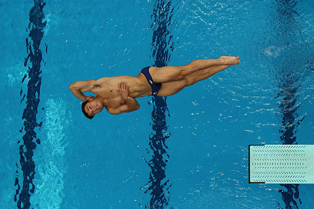 缘起香江:回顾2004年郭晶晶香港行与霍启刚的浪漫初遇