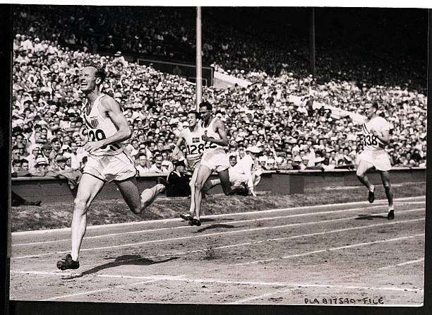 从平凡到非凡：苏炳添的奥运传奇