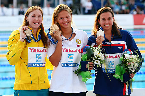 实用家庭小妙招：5种安全排出耳朵积水的方法