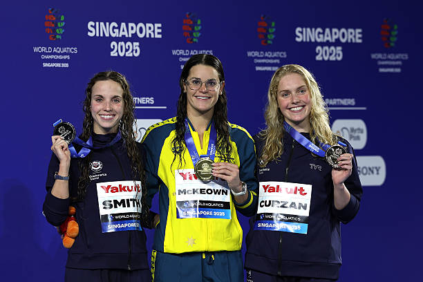 冬泳爱好者必读：与普通游泳的区别在哪里？