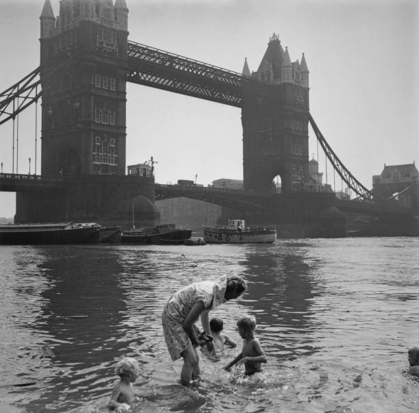 夏日必备！盘点你家附近的室外游泳馆