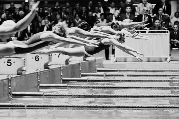 游泳池施工图必备元素：尺寸、材料与排水系统详解