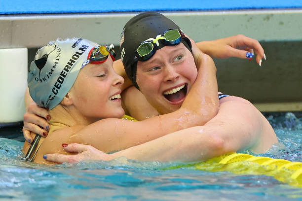 如何优化仰泳姿势：提升速度的实用指南