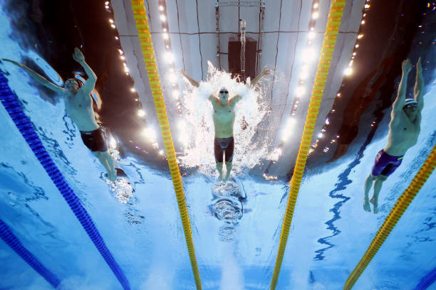 游泳镜 vs. 裸眼游泳：哪种更适合你？