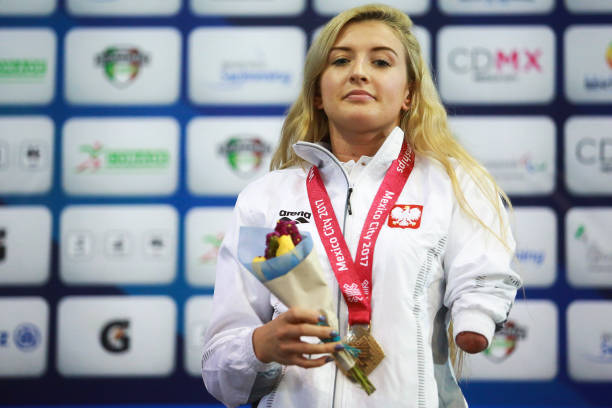 游泳比赛中发令声的重要性及其对比赛公平性的保障