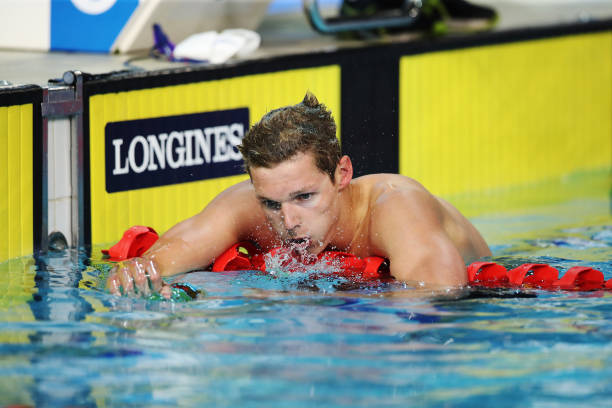 蛙泳、自由泳、蝶泳不同泳姿的换气技巧