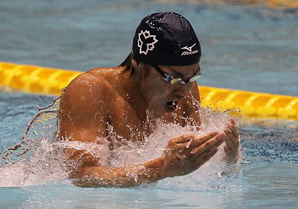 游泳竞赛规则:裁判员的职责与判罚依据