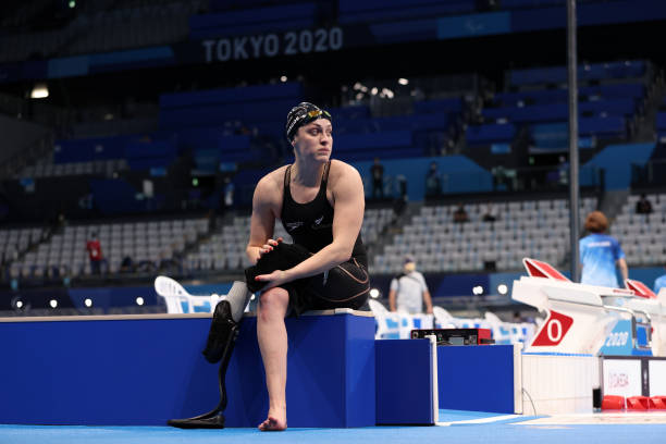 游泳对6岁儿童的五大益处：健康、安全与社交全面发展