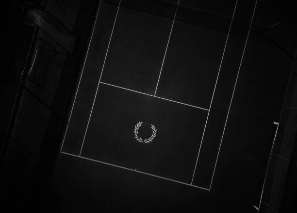 网球吊高球技术详解：如何掌握精准的落点控制