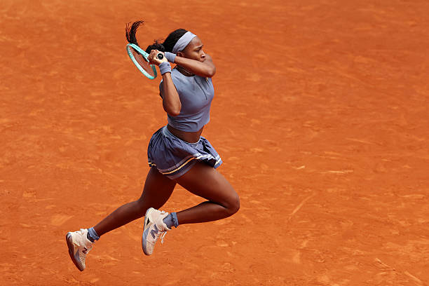 澳网男单决赛赛制变迁：从长盘决胜到抢十规则