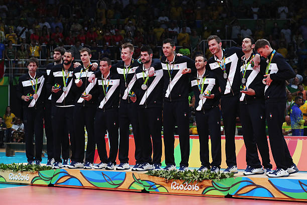 裁判必备！气排球手势动作详解视频