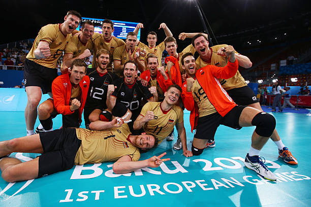 惠若琪老公杨臻博背景起底，年龄学历全解析