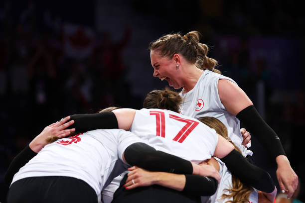 （针对高水平球员，教授更具威力的跳发技术）