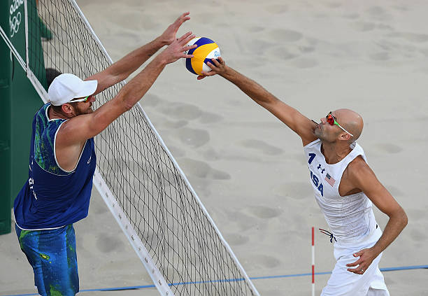 郎平身高对排球生涯的影响：从运动员到教练的转变