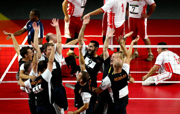 郎平年龄曝光！这位排球传奇人物已年过花甲