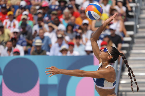 排球6人赛场地无障碍区与自由区尺寸规范