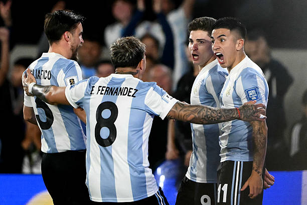 欧洲区预选赛球星表现：谁是最佳射手与助攻王？