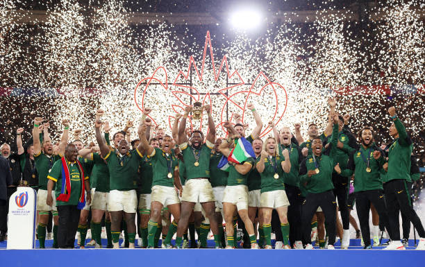 卡塔尔世界杯小组赛阶段：分组数量与赛程安排