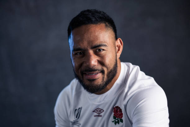 中国首次闯入世界杯决赛圈是在哪一年？